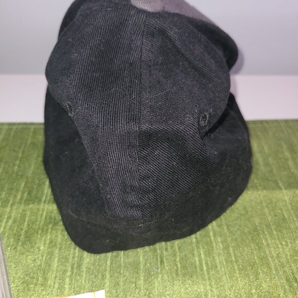 Shinedown-The Sound Of Madness-AUTOGRAPHED Hat + CD + Ticket Stub+ Armband 2010 - Picture 6 of 9